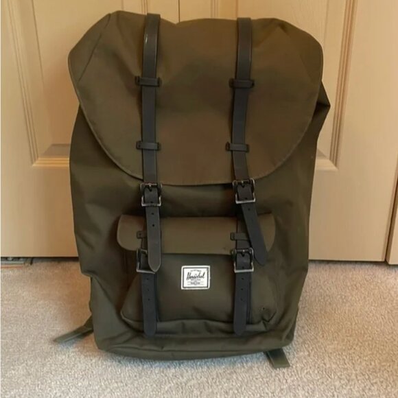 Hershel Little America Backpack Forest Green - Picture 1 of 5